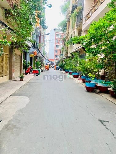 Hình ảnh Cần bán Nhà HXH Trần Hưng Đạo, Phường Cầu Ông Lãnh, Quận 1