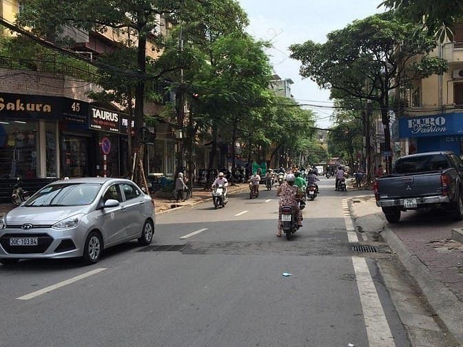 Hình ảnh Cho thuê Mặt tiền biệt thự Phan Kế Bính quận 1 (9x25m)