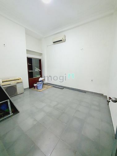 Hình ảnh Cho thuê nhà 400C Lê Văn Sỹ, P14, Quận 3