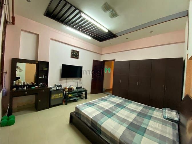 Hình ảnh Cho thuê nhà 5 tầng Hoàng Hoa Thám