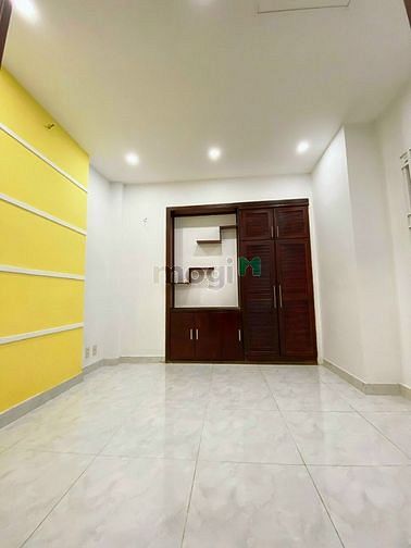 Hình ảnh Cho thuê nhà 102/10 Thành Thái, Phường 12, QUận 10
