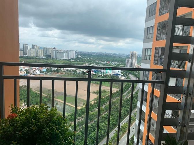 Hình ảnh 2PN The Sun Avenue nội thất cơ bản đang có hđ thuê bán gấp