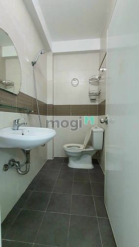Hình ảnh Cho thuê nhà nguyên căn hẻm xe hơi