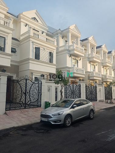 Hình ảnh Biệt thự full nội thất tx33 8x13m trệt 2 lầu