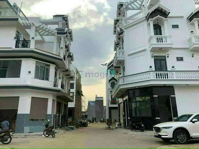 Hình ảnh Tôi cc cần bán lô đất 2MT hẻm 111 Bình Thành