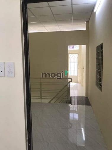 Hình ảnh 1 trệt, 1 lầu dt 80m2 Lạc Long Quân- quận Tân Bình