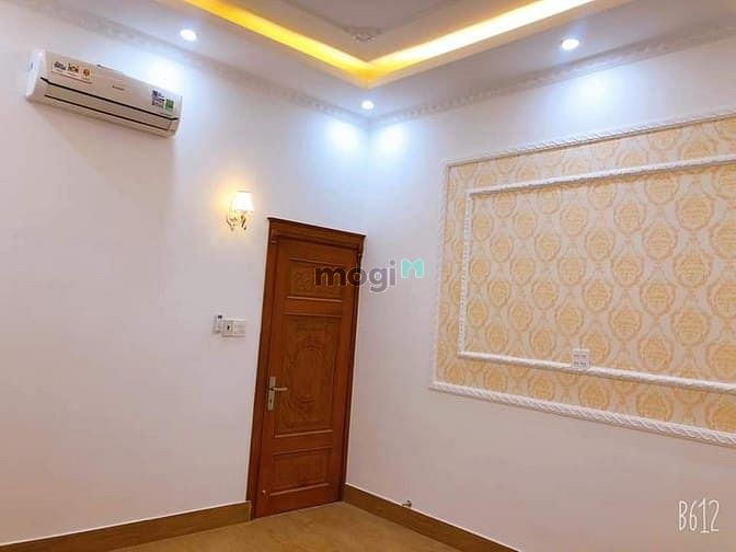 Hình ảnh Bán Biệt Thự 2 Lầu, Đối Diện Công Viên - KDC Nam Long 2