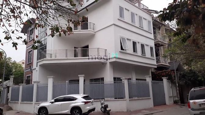 Hình ảnh biệt thự đường Đỗ Quang, 320m, 5 tầng+1 hầm, thang máy, 55tr/th