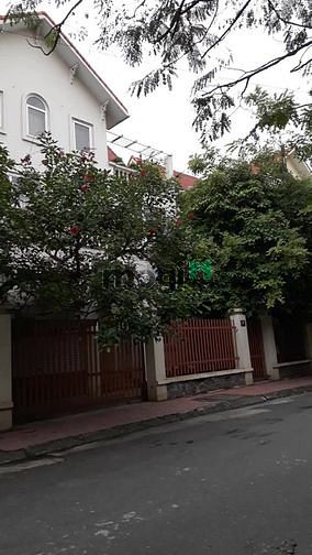 Hình ảnh Cho thuê biệt thự đường Thọ Tháp, 280m2, 5 T+1 hầm, thang máy, 45tr