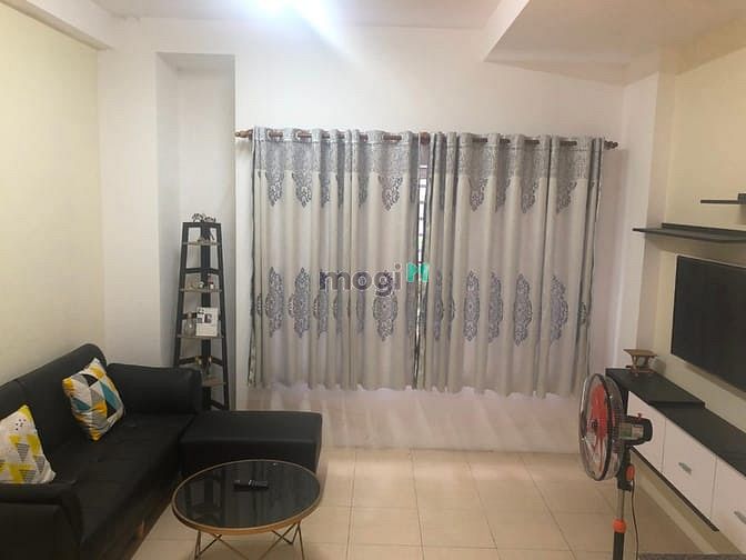 Hình ảnh Cho thuê nhà 4x12m, 1 Trệt, 2L, 1ST, 2PN, 1PLV, 4WC, Full Nội thất