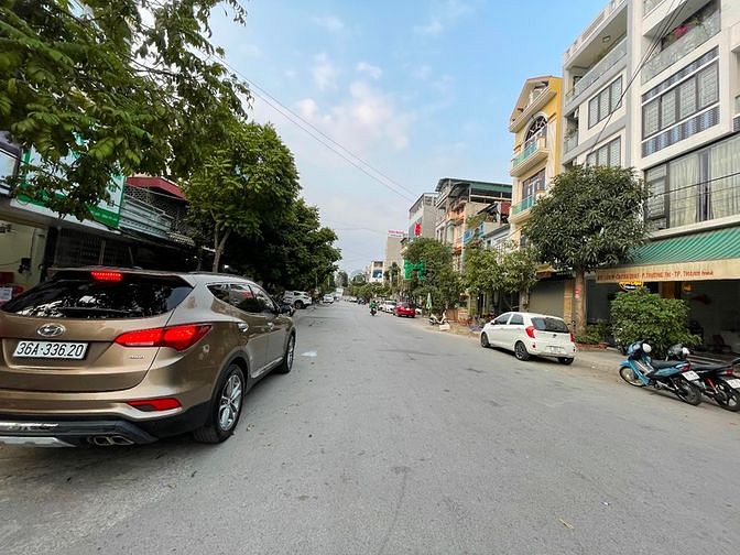 Hình ảnh Vào Saigon cần bán đất phố Cao Bá Quát,Trung Tâm TP, gần Bệnh Viện TP