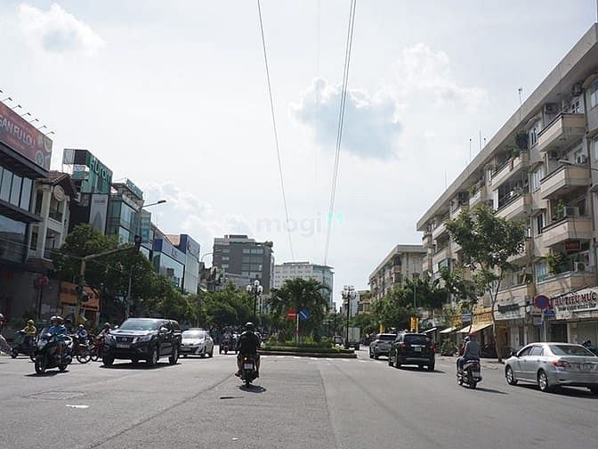 Hình ảnh Bán nhà 2MT Phan Xích Long.Phú Nhuận.4x18m.6 tầng.giá 29 tỷ TL
