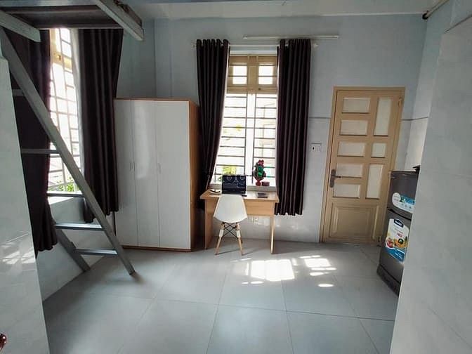 Hình ảnh CHDV giá rẻ full nội thất, cửa sổ lớn ngay Âu Cơ, giáp Tân Phú,Q11