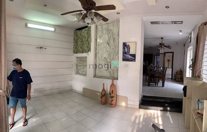 Hình ảnh Cho thuê biệt thự 7x20m - Trệt 2 lầu, có sân - Giá 30 triệu/tháng