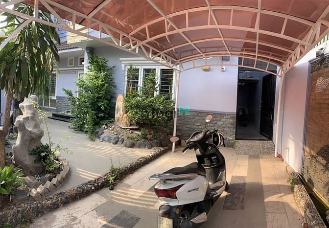 Hình ảnh Cho thuê biệt thự 7x20m - Trệt 2 lầu, có sân - Giá 30 triệu/tháng