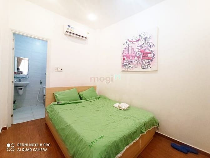 Hình ảnh Khai Trương Căn Hộ Quận 3 - Cửa Sổ Kính Hiện Đại