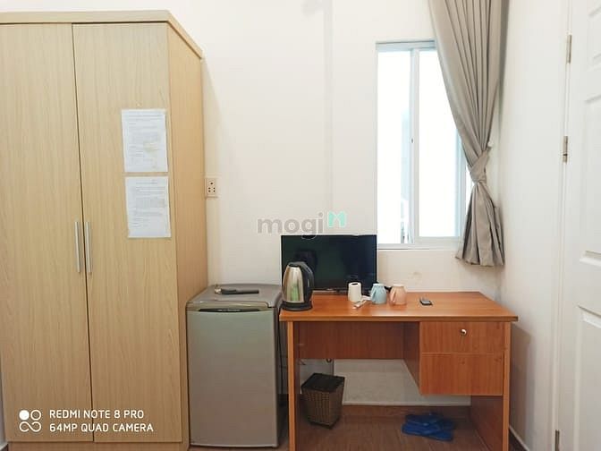 Hình ảnh Khai Trương Căn Hộ Quận 3 - Cửa Sổ Kính Hiện Đại