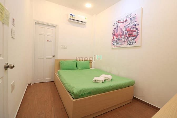 Hình ảnh Khai Trương Căn Hộ Quận 3 - Cửa Sổ Kính Hiện Đại