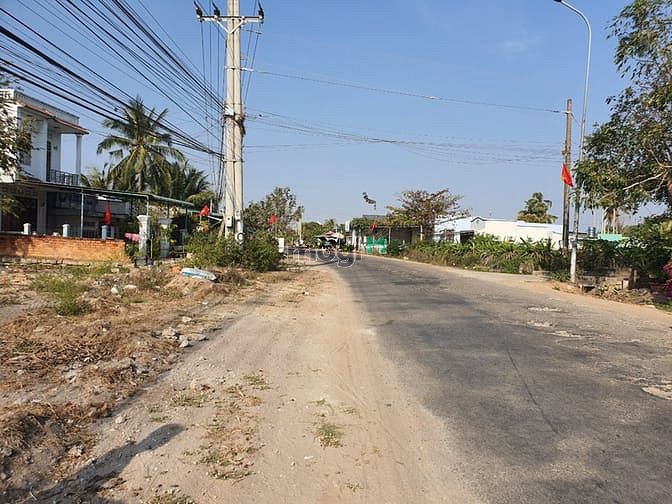Hình ảnh Bán đất mặt tiền Lý Thái Tổ, thị xã LaGi chưa qua Trang MB66.COM Chính Thức - MB 66 Uy Tín