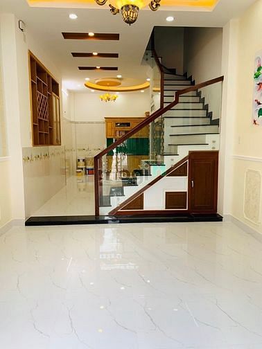 Hình ảnh Cho thuê nhà nguyên căn đường Phan Huy Ích p.15 Tân Bình.