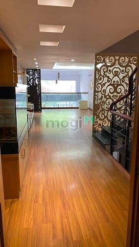 Hình ảnh Cho thuê mặt tiền 68B phạm văn hai, phường 3, quận Tân bình .