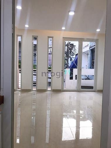 Hình ảnh Bán nhà Lê Văn Sỹ, Phường 14, Quận 3.