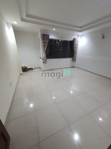 Hình ảnh Cho thuê nhà 652C Cách mạng tháng 8, P11, Quận 3