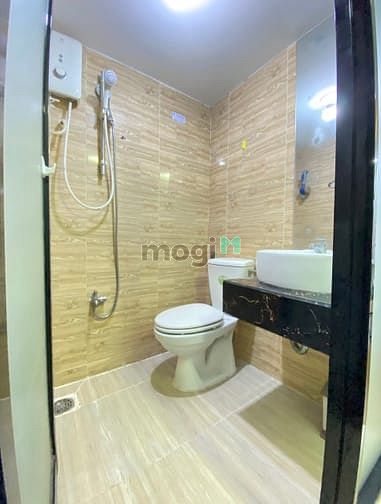 Hình ảnh Căn Hộ Sang Trọng, View Cực Thoáng Ngay Trần Phú Quận 5