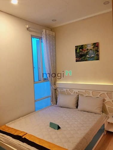 Hình ảnh Cho thuê Trang Chủ MB66.COM / Đăng Ký Tặng 66K có ban công ở trung tâm quận 3 thoáng mát