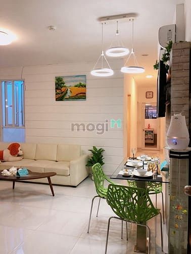 Hình ảnh Cho thuê Trang Chủ MB66.COM / Đăng Ký Tặng 66K có ban công ở trung tâm quận 3 thoáng mát