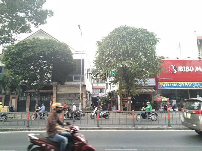 Hình ảnh Mặt Tiền Thụt Phan Đăng Lưu Phường 6 Bình Thạnh