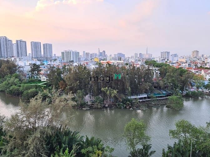 Hình ảnh Cho thuê 2PN Sky 3 PMH Q.7 , DT:69m giá 12 triệu view sông