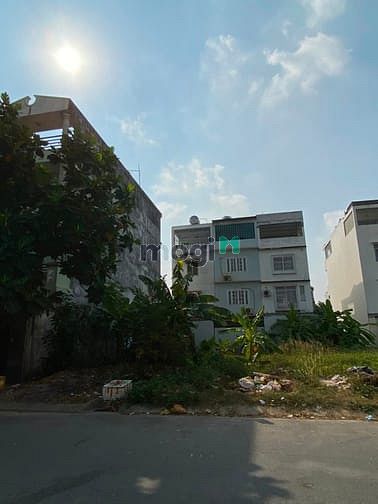 Hình ảnh Gia đình tôi cần bán gấp lô đất mặt tiền quận 12, HCM
