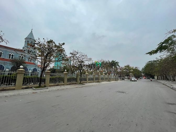 Hình ảnh Vào Saigon cần bán đất phố Cao Bá Quát,Trung Tâm TP, gần Bệnh Viện TP
