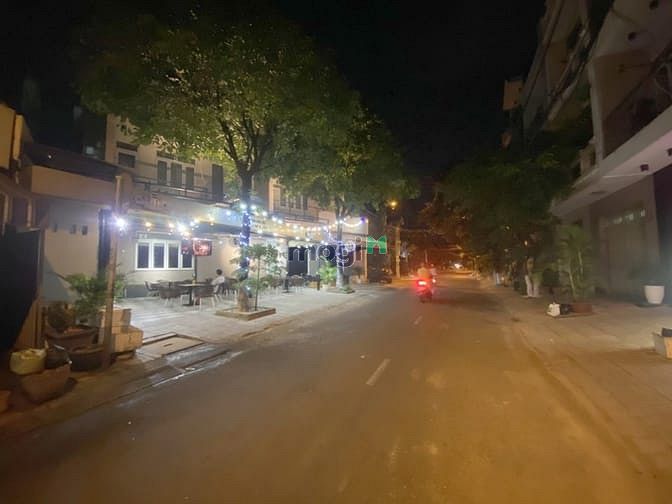 Hình ảnh Mặt tiền Đường số khu Tên Lửa, 4.5 tấm full nội thất