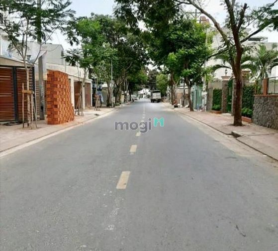 Hình ảnh Đầu năm cần sang gấp lô đất mặt tiền kinh doanh