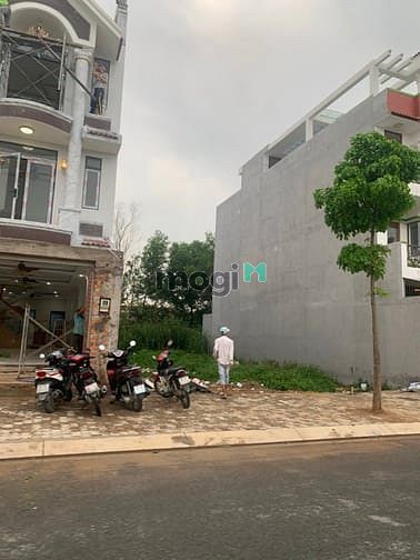 Hình ảnh Bán gấp lô đất khu Phạm Văn Hai 126m2 (4,2 tỉ), sổ hồng riêng