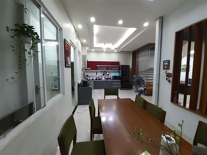 Hình ảnh Cho thuê villa 8x20m gara 2 lầu 4PN full NT Trần Não Bình An