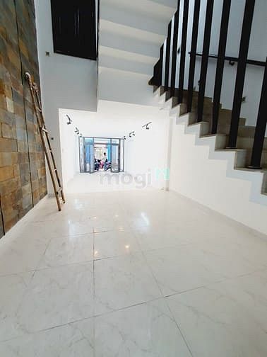Hình ảnh Cho thuê nhà 3A Lê Văn Duyệt, Phường 3, Bình Thạnh ( gần ngã tư bà chi