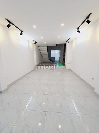 Hình ảnh Cho thuê nhà 3A Lê Văn Duyệt, Phường 3, Bình Thạnh ( gần ngã tư bà chi