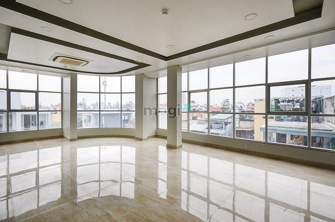 Hình ảnh Cho thuê nhà hầm 7 lầu Lê Văn Sỹ Tân Bình