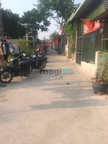 Hình ảnh Đất Đối diện cây xăng 26 vao 300m đường 6m dân cư đông,thổ cư 100%