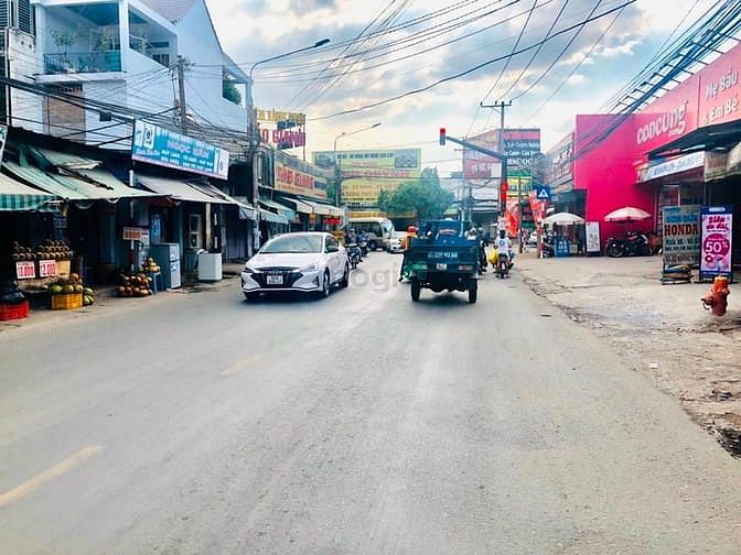 Hình ảnh Đất ngay ngã tư Tân Phong Trảng Dài 1 sẹc Bùi Trọng Nghĩa giá rẻ