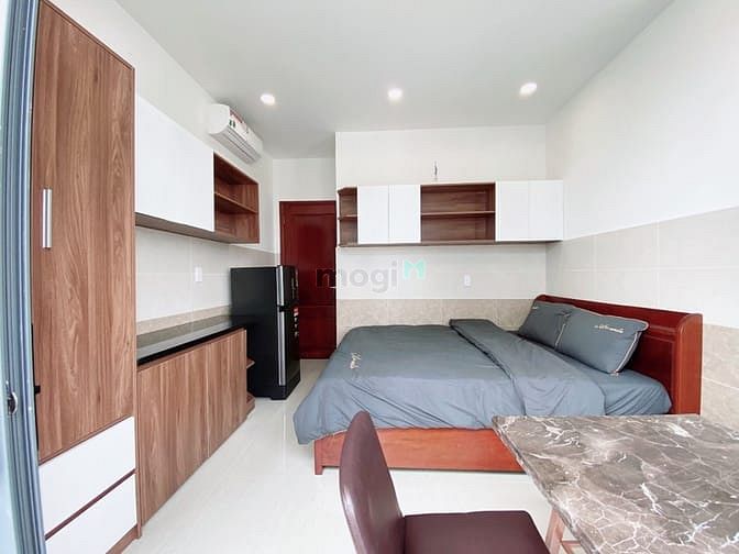 Hình ảnh Mb6623 nạp rút nhanh chóng cho thuê có balcon, view Landmark, Bình Thạnh, gần cầu Sài Gòn