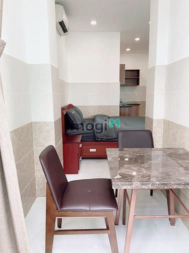 Hình ảnh Mb6623 nạp rút nhanh chóng cho thuê có balcon, view Landmark, Bình Thạnh, gần cầu Sài Gòn