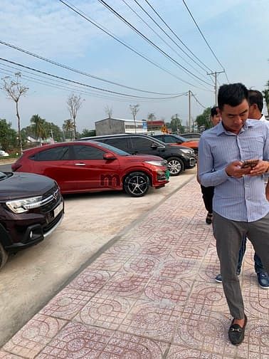 Hình ảnh Mặt đường tiền đường tuyến tránh