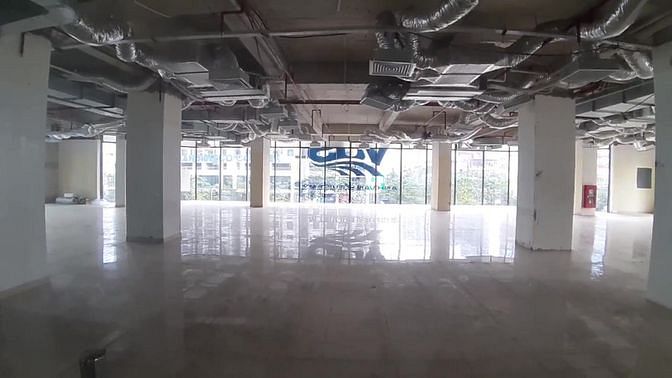 Hình ảnh MP đường Phạm Ngọc Thạch, 400m2x3 tầng, MT 20m, sàn thông, 100tr/tháng