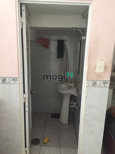 Hình ảnh Nhà Trệt Lầu cho thuê nguyên căn