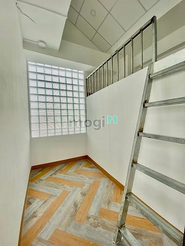 Hình ảnh Cho Thuê Căn Hộ 2 PN Giáp Quận 1, Giá Hạt Dẻ Full Nội Thất