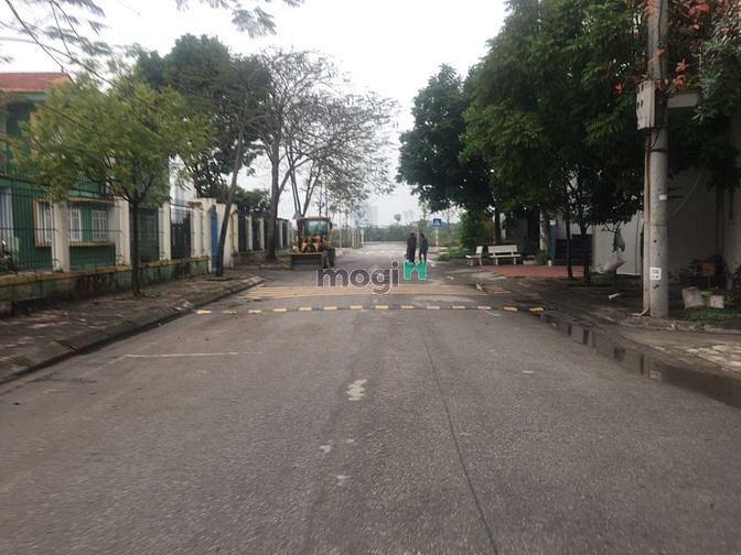Hình ảnh Bán đất DT 60m ngõ 69 phố Ái Mộ Bồ Đề, MT 4m, hướng ĐN